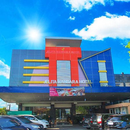 杰里塔班达拉机场酒店 Banjarbaru 外观 照片